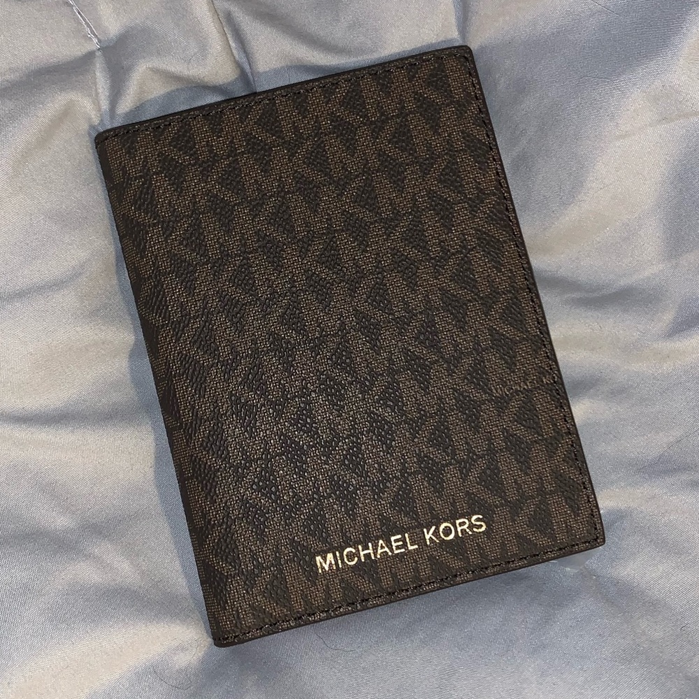 Michael Kors Passport Wallet